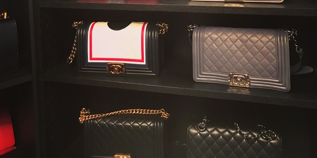 Poshmark banner for @amigo